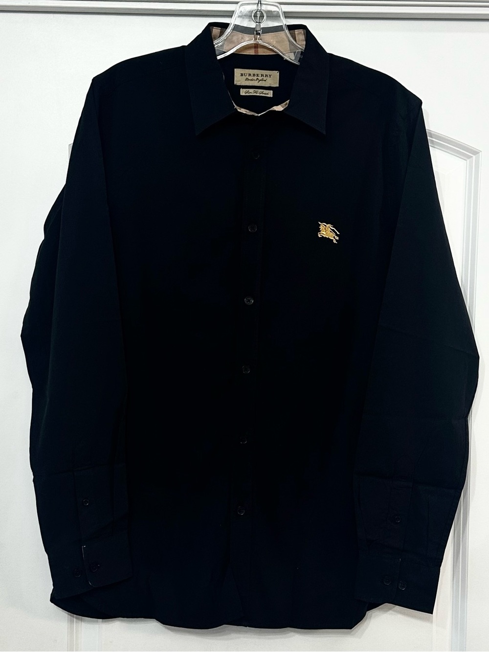 Burberry Men's Slim Fit Stretch Shirt in Black (Size M)